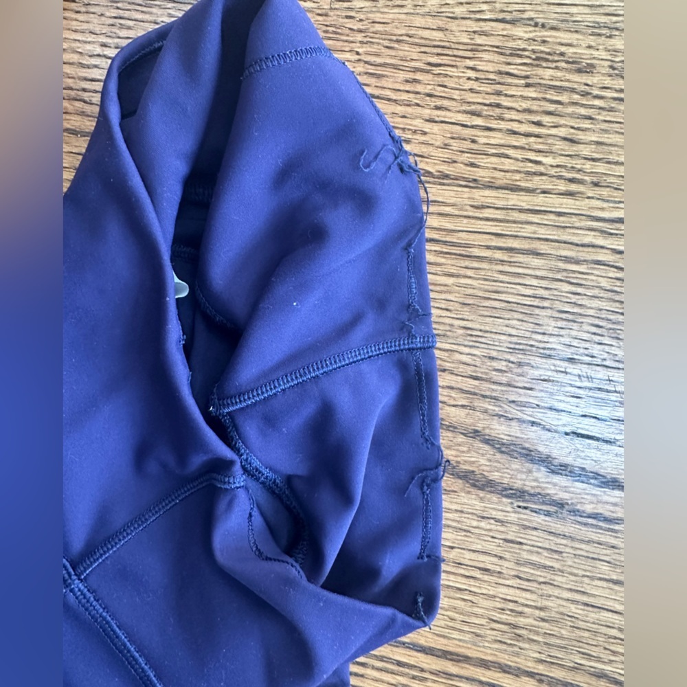 Lululemon In Movement Crop Leggings - Size 4 (Purple) - Picture 5 of 6